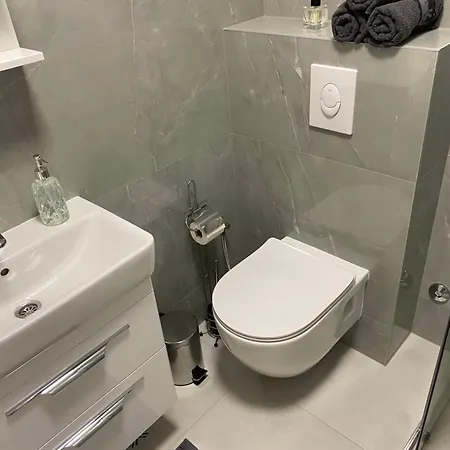 Loft 22 * Μόσταρ